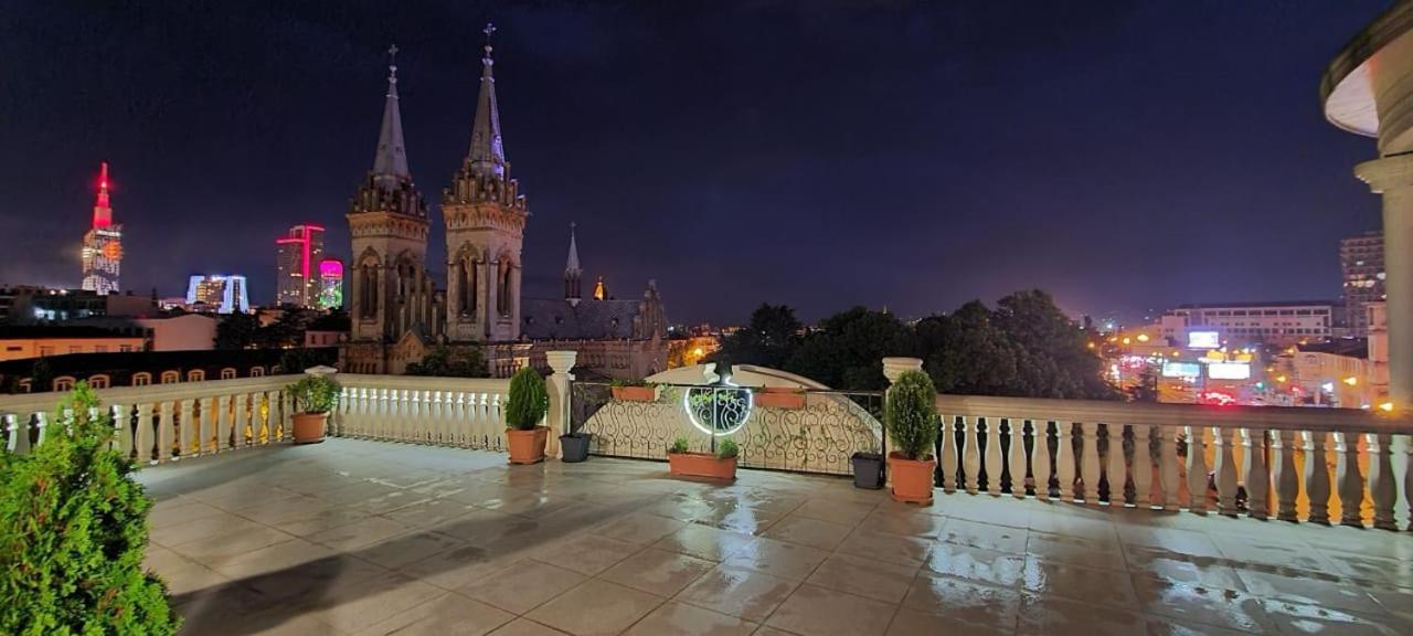 Sunrise Apartment Batumi Exterior photo